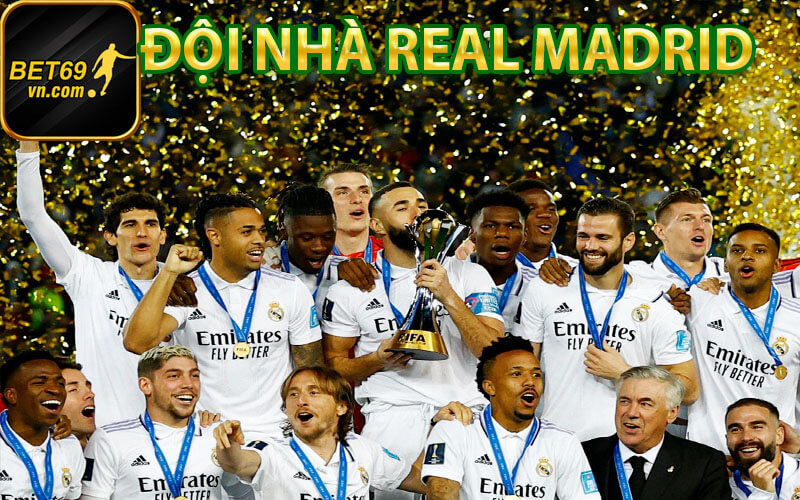 Đội nhà Real Madrid